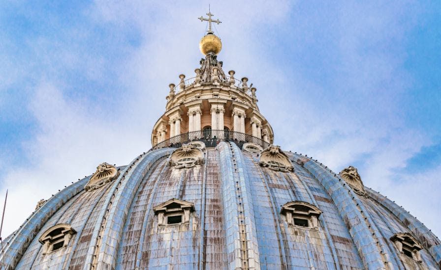 Iconic-dome-of-St.-Peters-Basilica-in-Rome