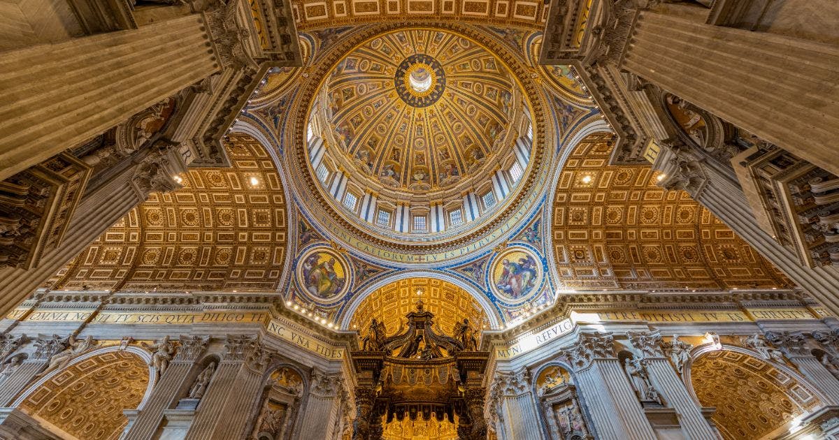 What is the experience of seeing the dome of St. Peter’s Basilica from inside?
